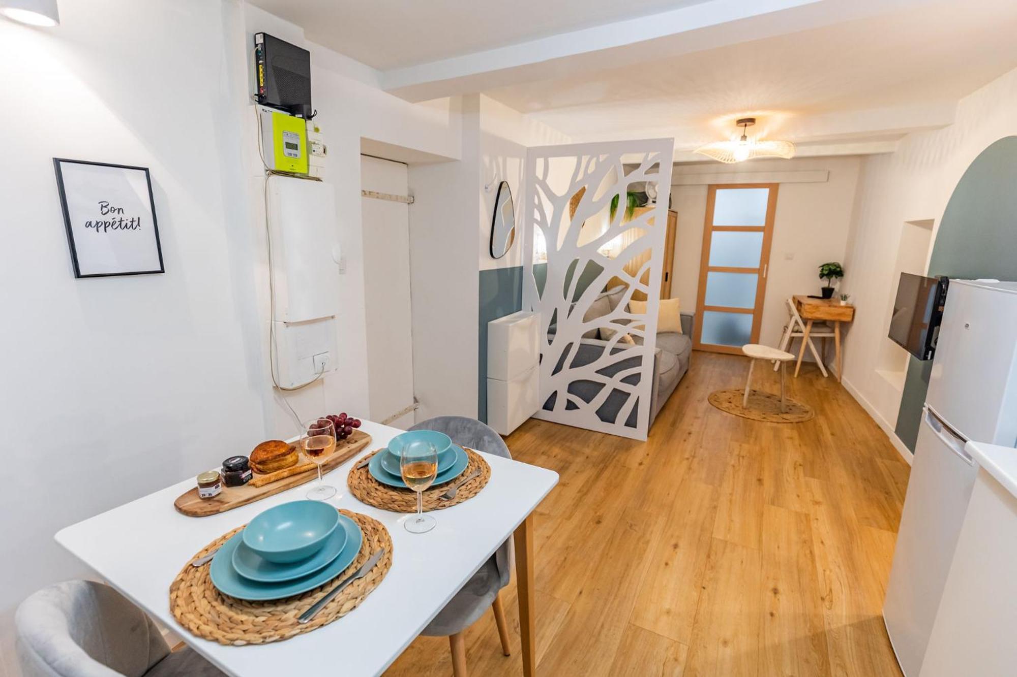 Studio Cozy Centre Avec Parking جراس المظهر الخارجي الصورة